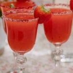 Mocktail hibiscus, fraises et basilic • Leslie en Cuisine