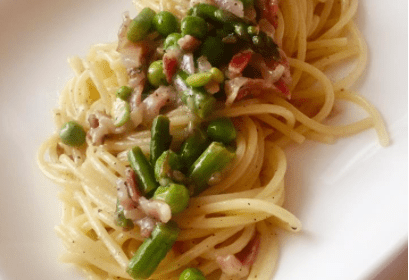 Spaghetti pancetta, petits pois frais, asperges vertes et parmesan • Leslie en Cuisine