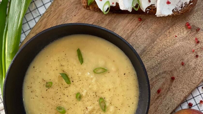 Potage de céleri rave et pommes