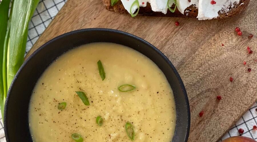 Potage de céleri rave et pommes