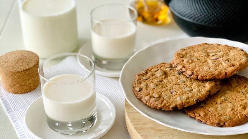 Cookies aux pépites de chocolat et cerneaux de noix
