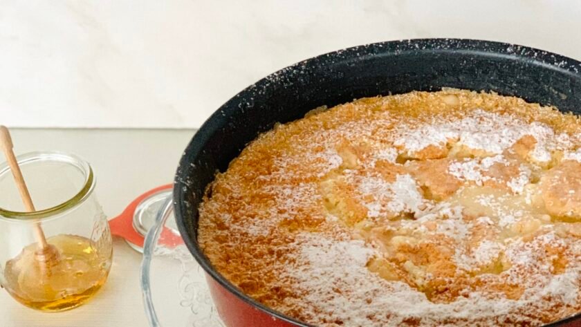 Gâteau magique au miel - Recette de gâteau sucrée au miel par Leslie en cuisine