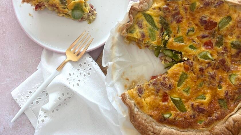 Quiche croustillante aux asperges vertes et coppa • Leslie en Cuisine