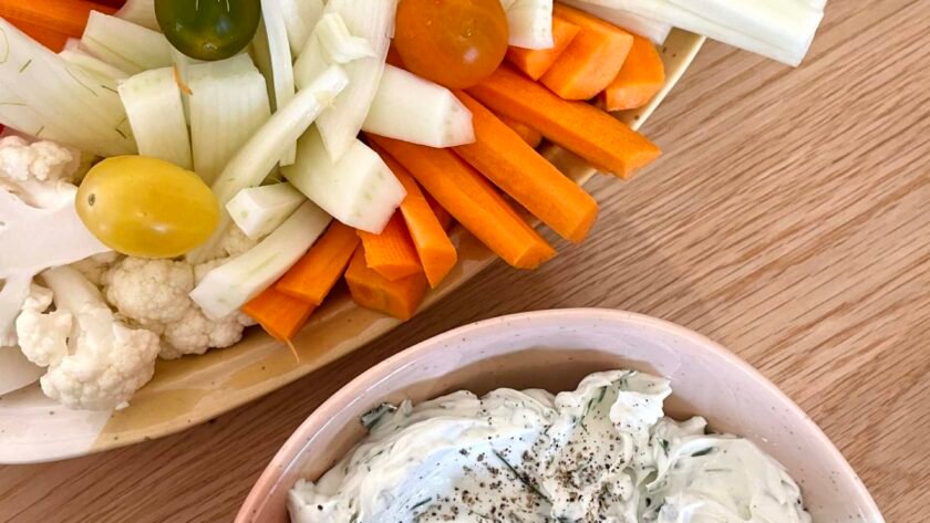 Sauce au fromage frais et aux herbes • Leslie en Cuisine