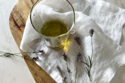 Sirop de lavande • Leslie en Cuisine