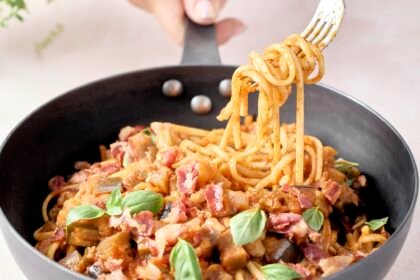 Linguine lardons et aubergine • Leslie en Cuisine
