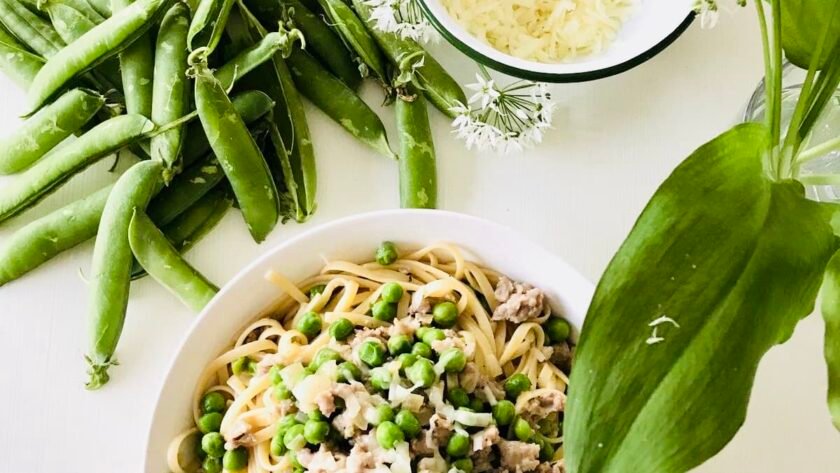 Linguine Saucisse à l’ail des ours - Petits pois - Pecorino