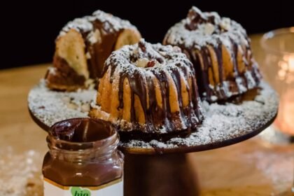 Gâteau marbré façon Kouglof farci de Nocciolata • Leslie en Cuisine