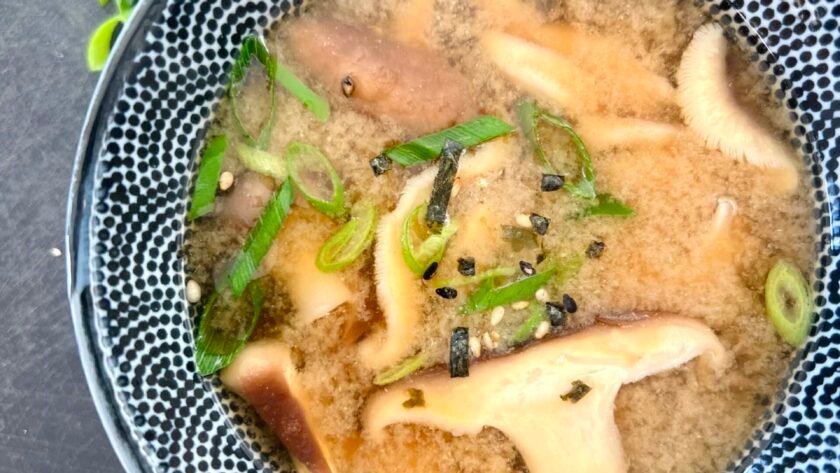 Soupe miso • Leslie en Cuisine