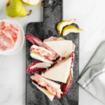 Tramezzini Mortadella Bologna IGP, poire et salade de trévise • Leslie en Cuisine