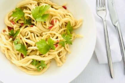 Fettuccini ail - Persil - Piment