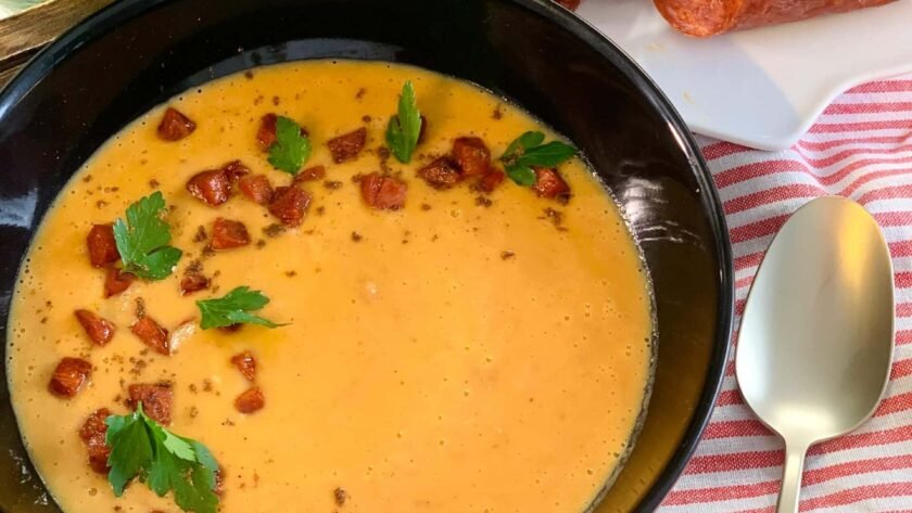 Potage de fèves saveurs indiennes et chorizo • Leslie en Cuisine