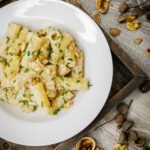 Rigatoni crème de noix, parmesan et ciboulette • Leslie en Cuisine
