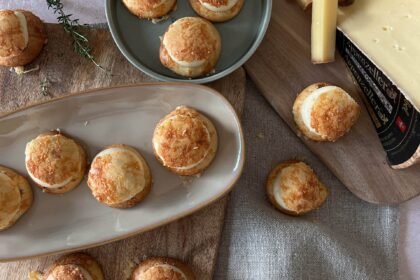 Petits choux farcis avec une sauce à l’Appenzeller®Extra • Leslie en Cuisine