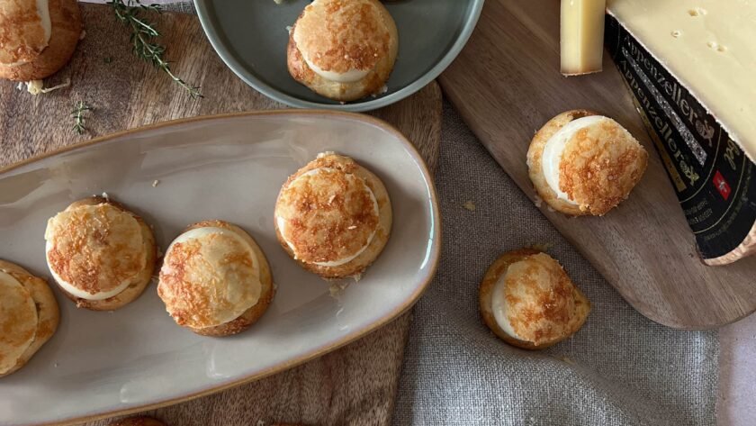 Petits choux farcis avec une sauce à l’Appenzeller®Extra • Leslie en Cuisine