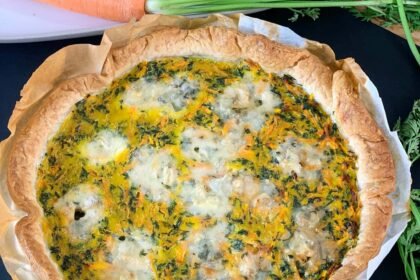 Quiche aux fanes de carottes et fromage bleu • Leslie en Cuisine