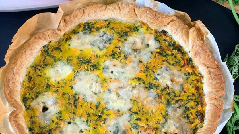 Quiche aux fanes de carottes et fromage bleu • Leslie en Cuisine