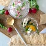 Dips de maquée, truite saumonée fumée, radis et herbes fraiches • Leslie en Cuisine