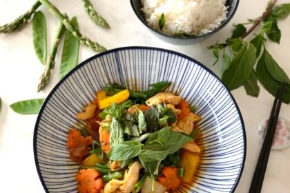 Poulet au basilic thaï • Leslie en Cuisine