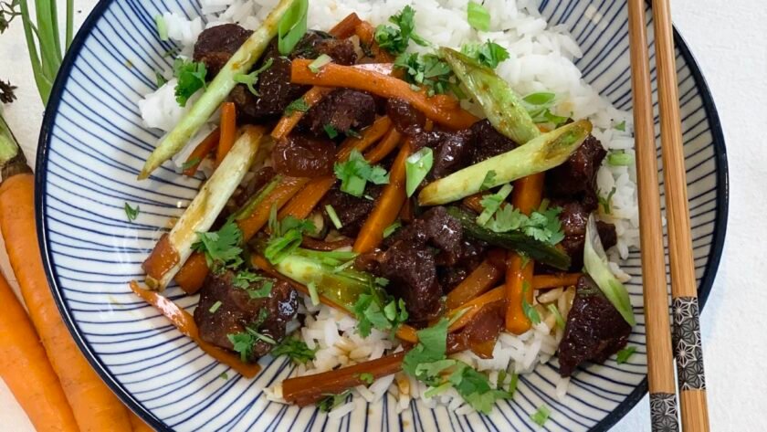 Sauté de porc au caramel - riz - légumes de saison