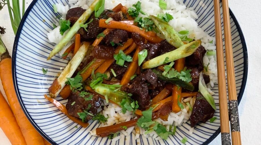 Sauté de porc au caramel - riz - légumes de saison